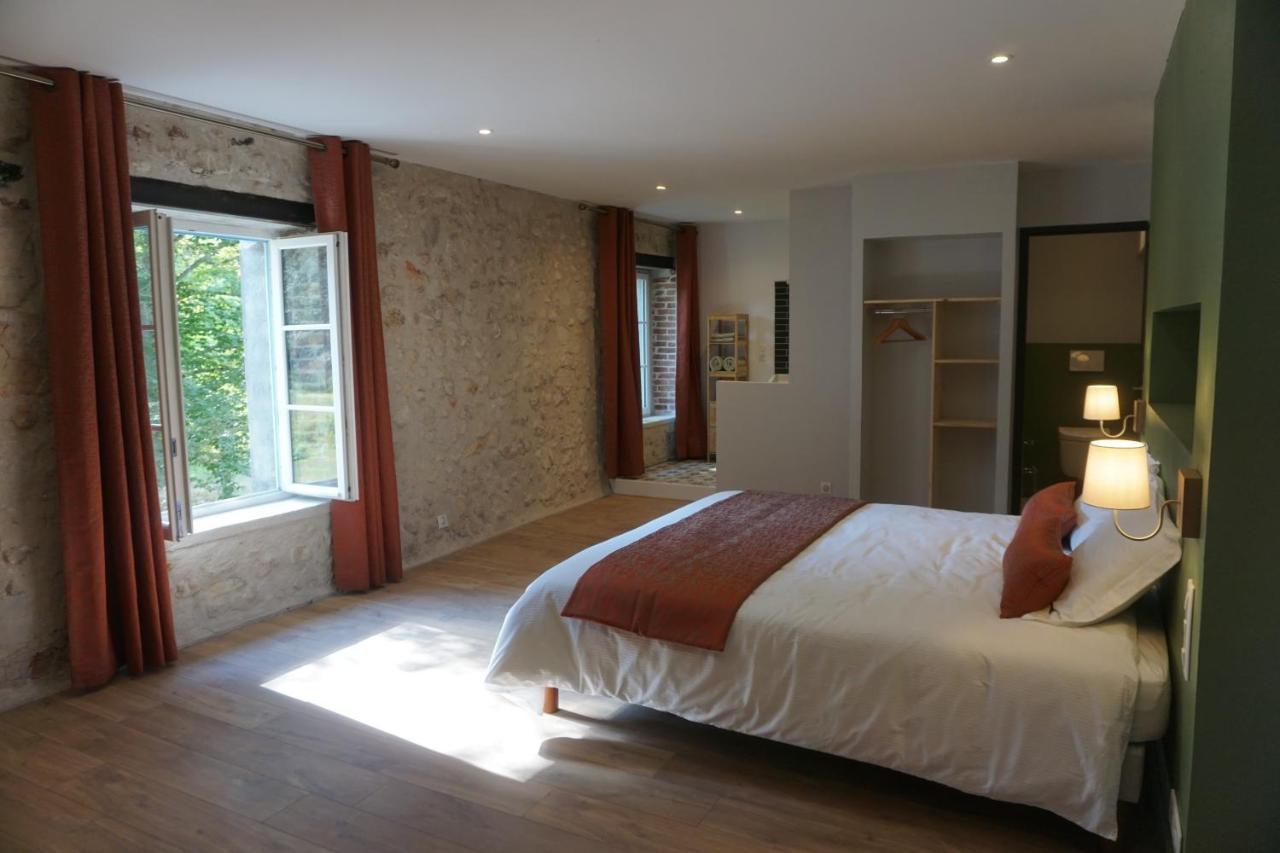 Le Moulin De Moquesouris - Chambres D'Hotes Et Table D'Hote Nazelles-Negron Ngoại thất bức ảnh